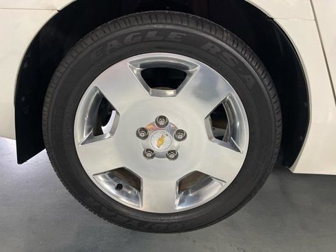 Used 2009 Chevrolet Impala SS w/ Convenience Package image 22