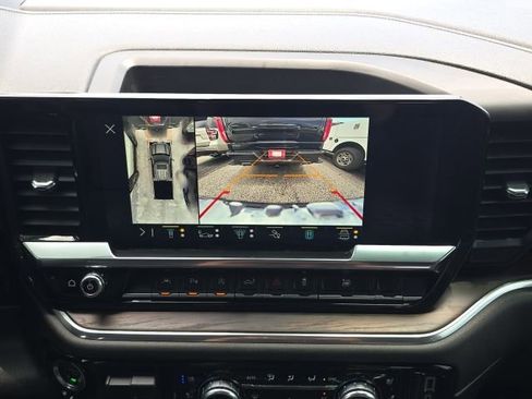 Used 2023 GMC Sierra 1500 SLT w/ SLT Premium Plus Package image 33