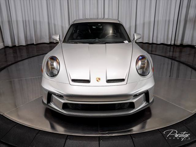 Used 2024 Porsche 911 GT3 RWD image 3