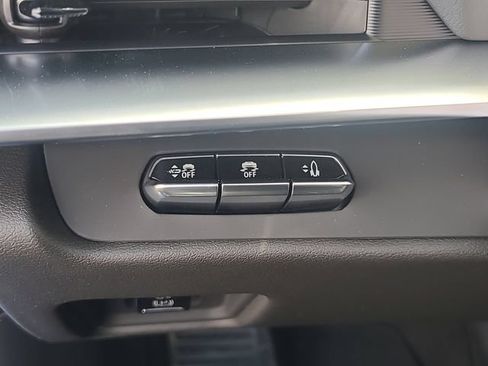 New 2026 Chevrolet Corvette E-Ray AWD/4WD image 23