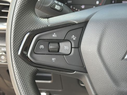 Used 2023 Chevrolet TrailBlazer LT w/ Convenience Package FWD image 24