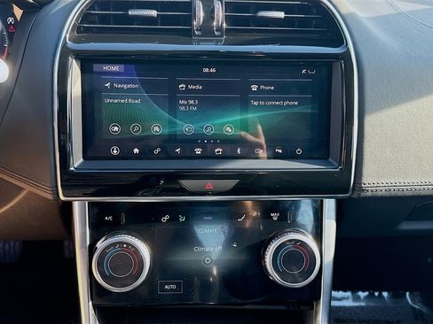 Used 2020 Jaguar XE S image 12