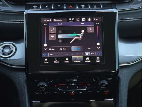 Used 2022 Jeep Grand Cherokee L Laredo w/ Luxury Tech Group I AWD/4WD image 14