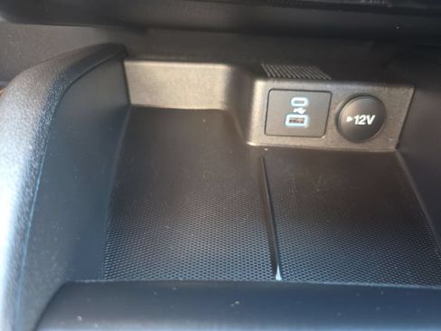 Certified 2023 Ford Escape ST-Line w/ Tech Pack #1 AWD/4WD image 34
