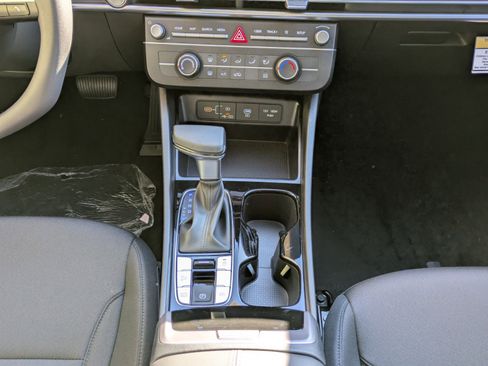 New 2026 Hyundai Tucson SE image 19