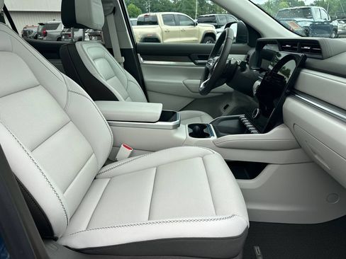 Used 2026 GMC Terrain Denali AWD/4WD image 14