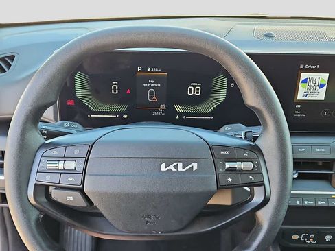 Used 2025 Kia K4 FWD image 19