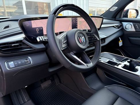 New 2025 Buick Enclave Avenir w/ Super Cruise Package image 12