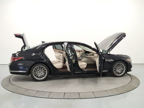 Used 2021 Genesis G90 3.3T Premium AWD/4WD image 16