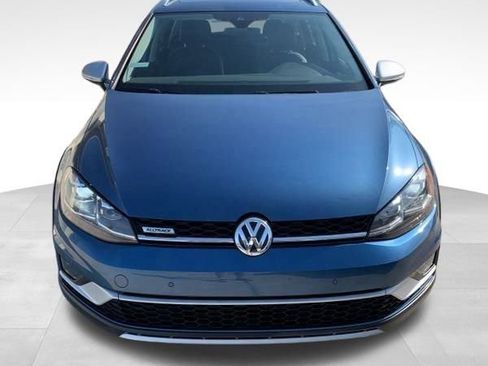 Used 2018 Volkswagen Golf Alltrack SE image 9