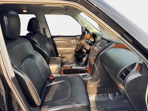 Used 2019 INFINITI QX80 Luxe RWD image 10