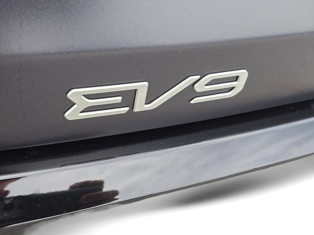 New 2026 Kia EV9 GT-Line AWD/4WD image 12