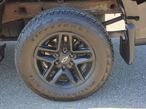 Used 2020 Chevrolet Silverado 1500 Custom Trail Boss w/ Custom Convenience Package AWD/4WD image 29
