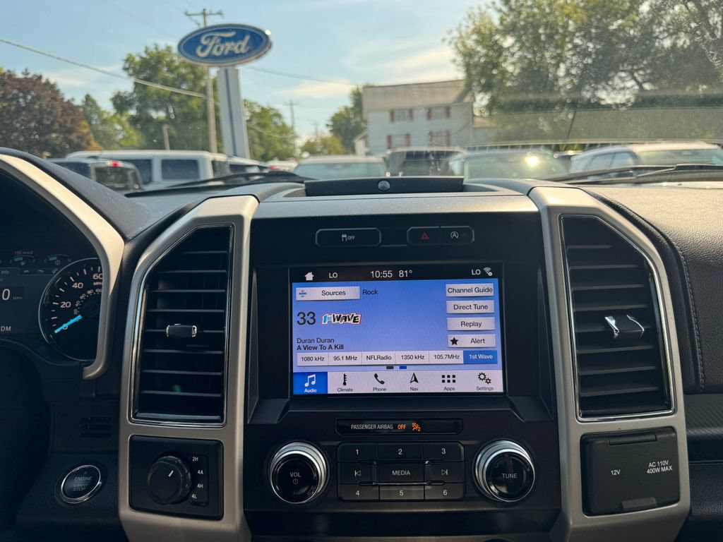 Used 2019 Ford F150 Lariat w/ Equipment Group 502A Luxury AWD/4WD image 33
