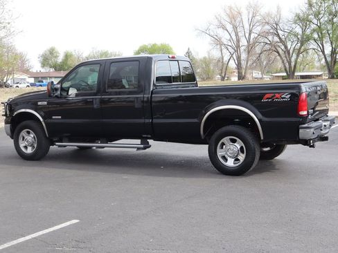 Used 2005 Ford F350 Lariat image 9