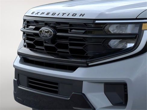 New 2026 Ford Expedition Platinum w/ Stealth Appearance Package image 17