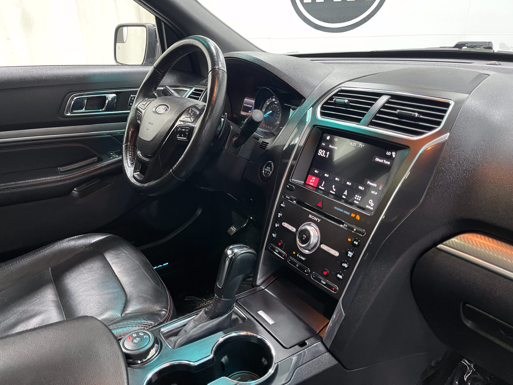 Used 2017 Ford Explorer Sport AWD/4WD image 20
