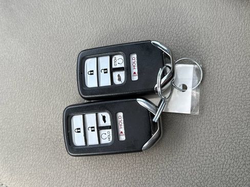 Used 2020 Honda CR-V EX image 30