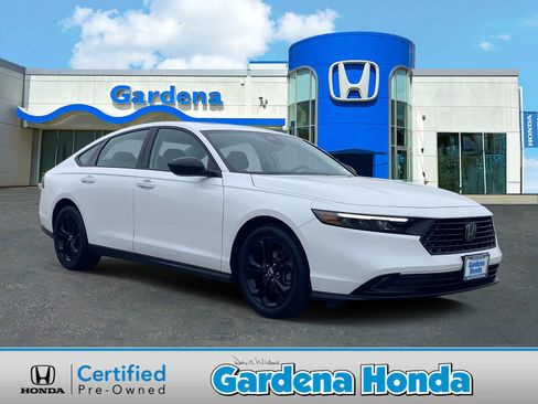 Certified 2025 Honda Accord SE image 1