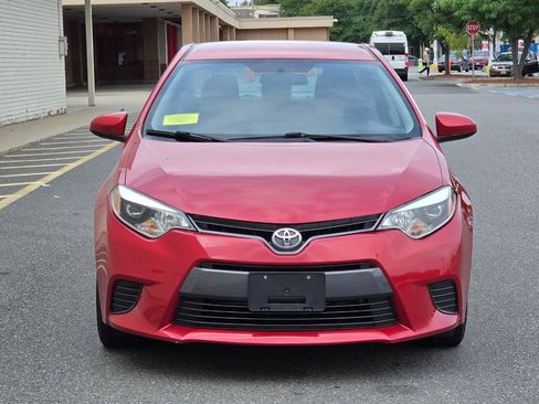 Used 2015 Toyota Corolla LE FWD image 2