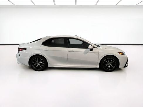 Used 2023 Toyota Camry SE FWD image 22