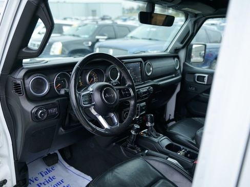 Used 2018 Jeep Wrangler Unlimited Sahara w/ Dual Top Group image 20