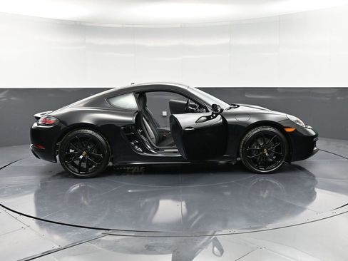 New 2025 Porsche 718 Cayman image 36