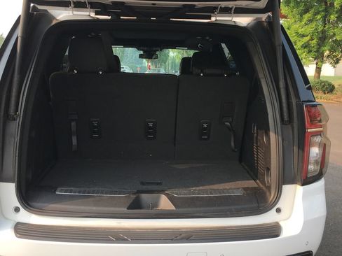 Used 2023 Chevrolet Tahoe Z71 AWD/4WD image 6