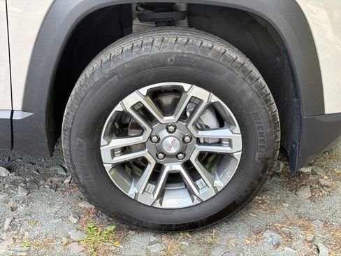 Used 2025 GMC Terrain Elevation FWD image 8