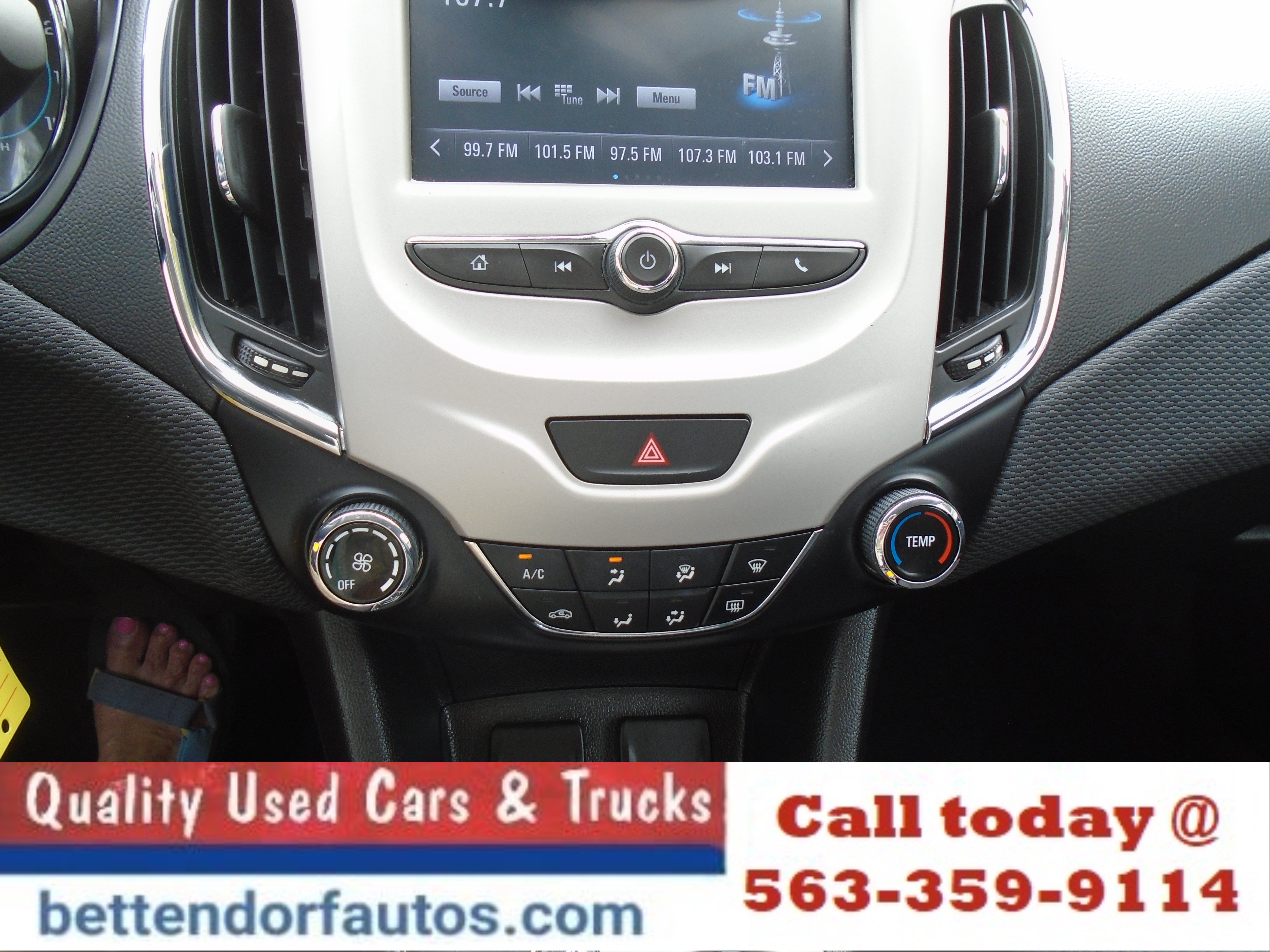 Used 2018 Chevrolet Cruze LS FWD image 12