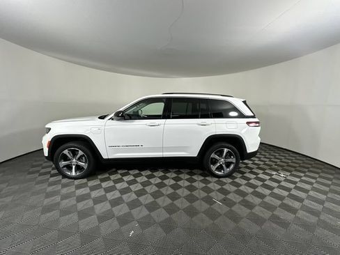 Certified 2022 Jeep Grand Cherokee Limited 4xe AWD/4WD image 11