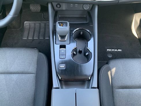 New 2026 Nissan Rogue SV FWD image 16