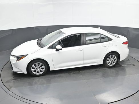 Used 2023 Toyota Corolla LE image 40