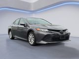 Used 2020 Toyota Camry LE image 2