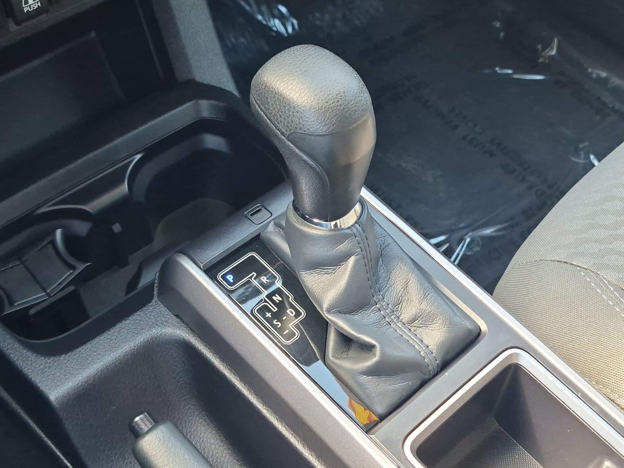 Used 2022 Toyota Tacoma SR5 w/ Technology Package AWD/4WD image 22