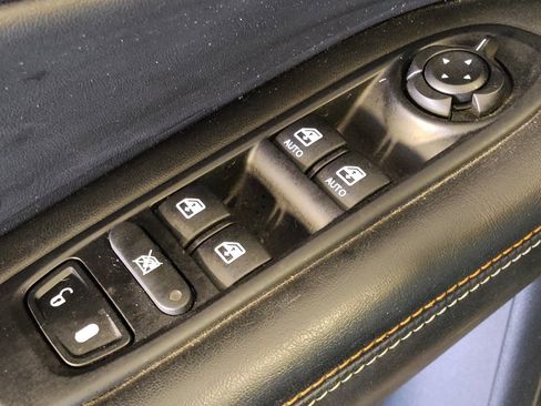 Used 2021 Jeep Compass Sport FWD image 27