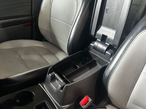 Used 2023 Ford Escape Platinum FWD image 12