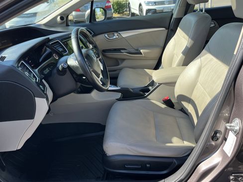 Used 2015 Honda Civic EX-L image 9