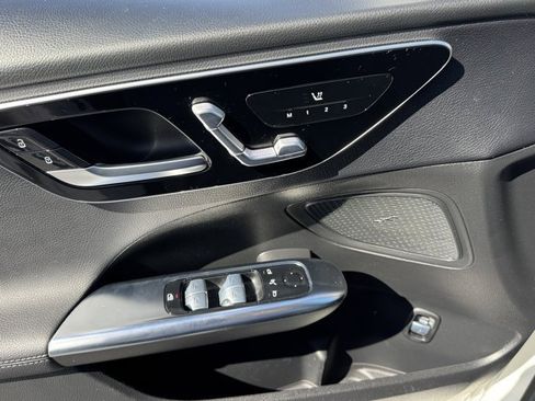 Used 2022 Mercedes-Benz C 300 Sedan image 19