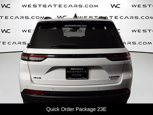 Used 2023 Jeep Grand Cherokee Limited w/ Black Appearance Package AWD/4WD image 4