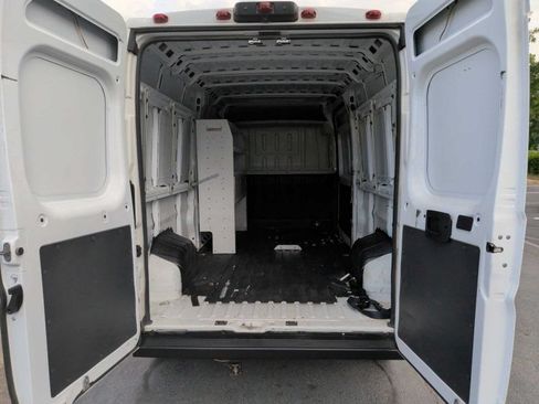 Used 2023 RAM ProMaster 2500 w/ Premium Convenience Group (B) FWD image 8