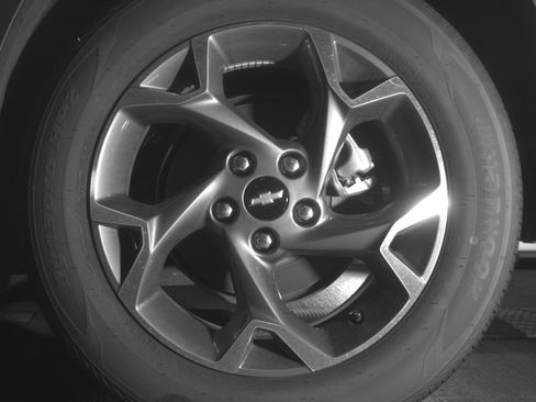Used 2025 Chevrolet Trax LT w/ LT Convenience Package FWD image 14
