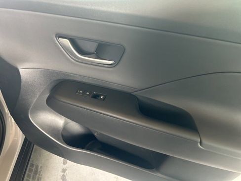 New 2026 Hyundai Kona SEL Premium image 32