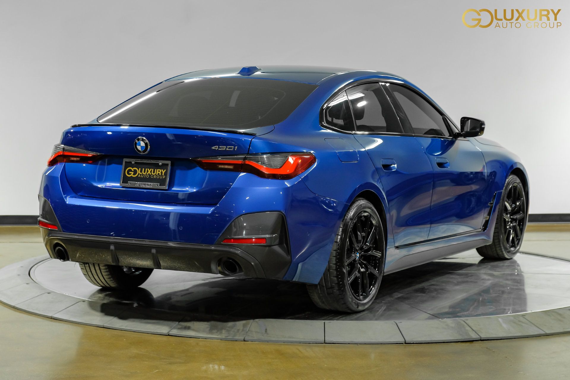 Used 2023 BMW 430i Gran Coupe w/ M Sport Package RWD image 9