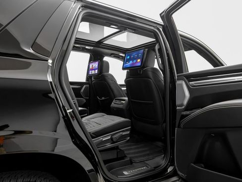 Used 2026 Cadillac Escalade V w/ LPO, ONYX Package AWD/4WD image 46