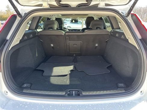 Certified 2025 Volvo V60 B5 Cross Country Plus image 35