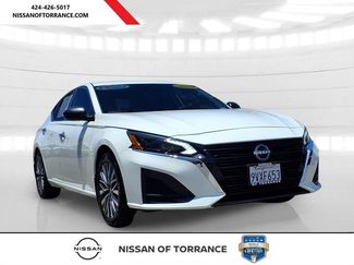 Used 2025 Nissan Altima 2.5 SV FWD video 1