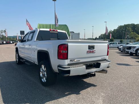 Used 2019 GMC Sierra 2500 Denali w/ Duramax Plus Package AWD/4WD image 6