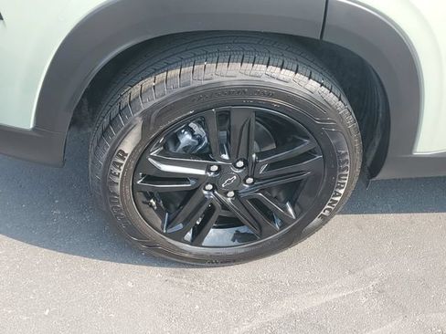Certified 2024 Chevrolet Trax ACTIV w/ Sunroof Package FWD image 5