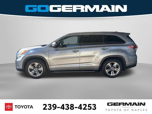 Used 2016 Toyota Highlander Limited image 2